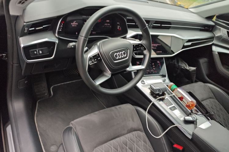 Used Audi A7L 2024 45 TFSI quattro Luxury Edition
