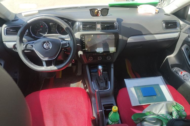 Used Volkswagen Sagitar 2015 1.6L Automatic Comfort Model