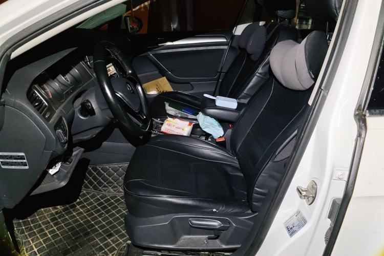 Used Volkswagen Golf 2015 1.4TSI Automatic Comfort Model Left Front Seat