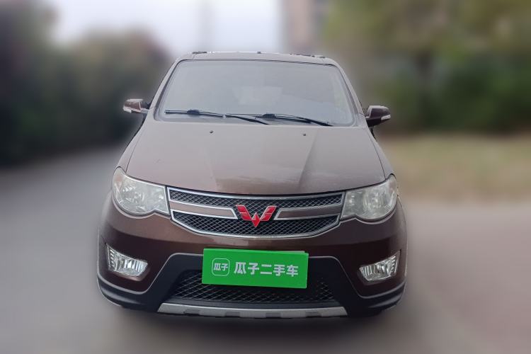 Used Wuling Hongguang 2014 1.5L S Automatic Comfort Edition
