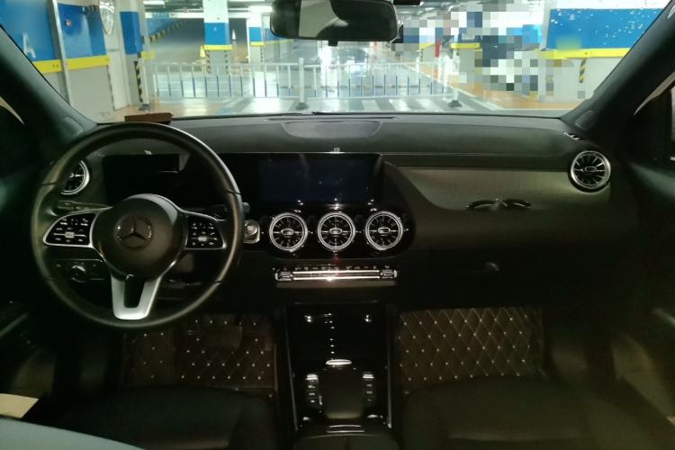 Used Mercedes-Benz EQA 2022 EQA 260 Center Console