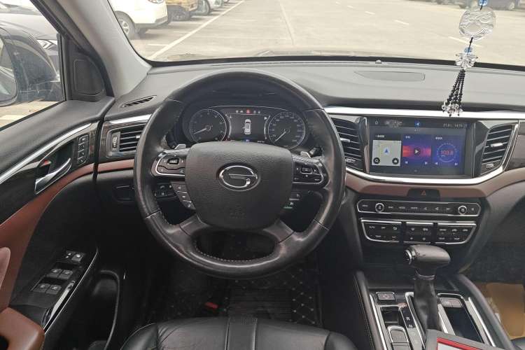 Used GAC Trumpchi GS8 2017 320T Two-Wheel Drive Luxury Smart Connectivity Version (7 Seats)