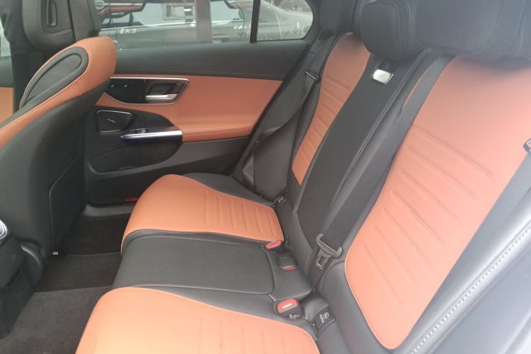 Used Mercedes-Benz C-Class New Energy 2024 Revised Version C 350 eL Left Rear Seat