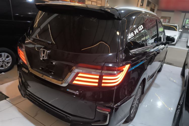 Used Honda Elysion 2019 2.0L Hybrid Luxury Edition