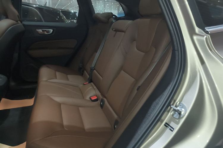 Used Volvo XC60 2025 B5 Four-Wheel Drive Smart & Advanced Luxury Edition