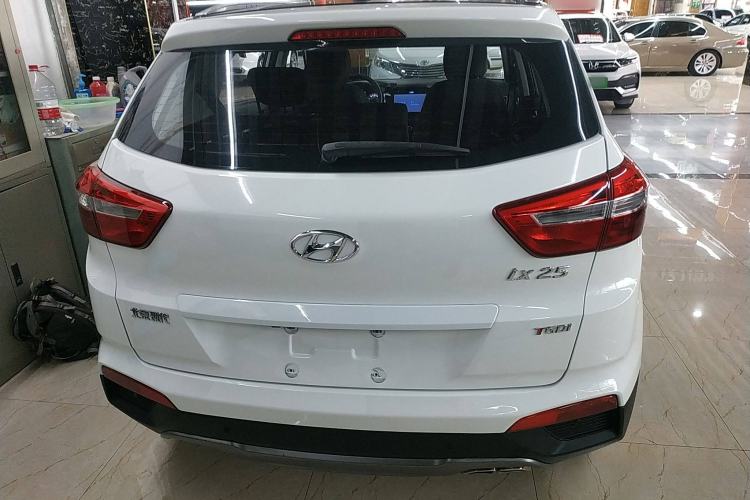 Used Hyundai ix25 2016 1.6T Dual-Clutch Two-Wheel Drive Smart GLS Model
