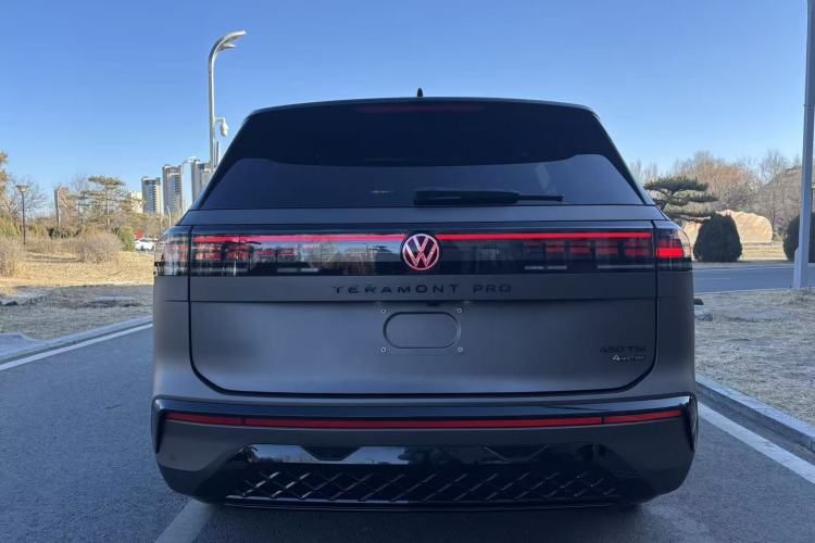 Used Volkswagen Teramont 2025 Tiguan Pro 450TSI Four-Wheel Drive Summit Edition
