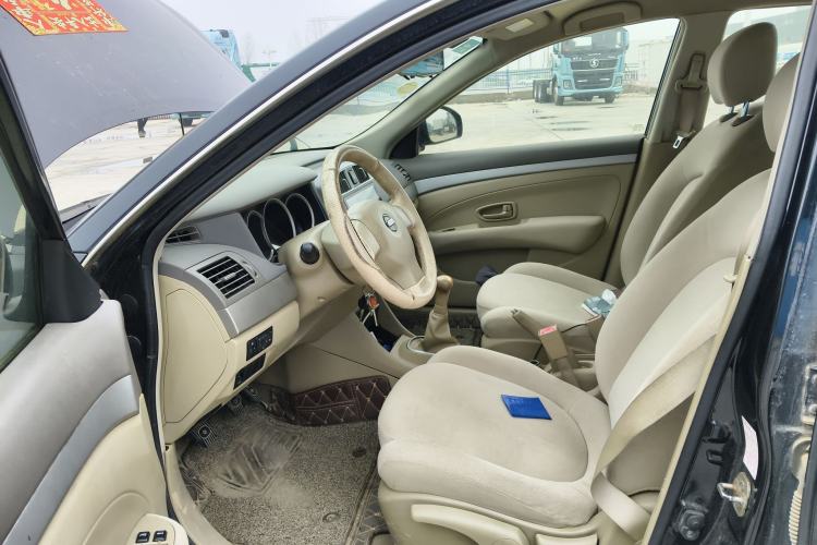 Used Nissan Sylphy 2012 Classic 1.6XE Manual Comfort Edition
