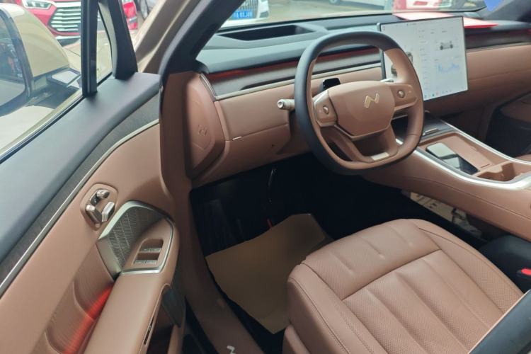 Used ONVO Luxeed L90 2025 Model—Max Six-Seater Version Driver Seat