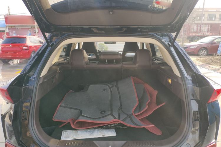 Used Bestune T77 2019 230 TID Automatic Prestige Version China V Emission Standard