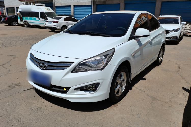 Used Hyundai Verna (older generation) 2014 1.4L Manual Fashion GS Model