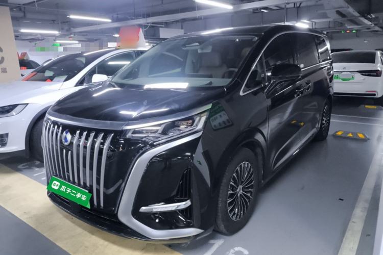 Used Denza D9 2022 EV 600 Four-Wheel Drive Prestige Model