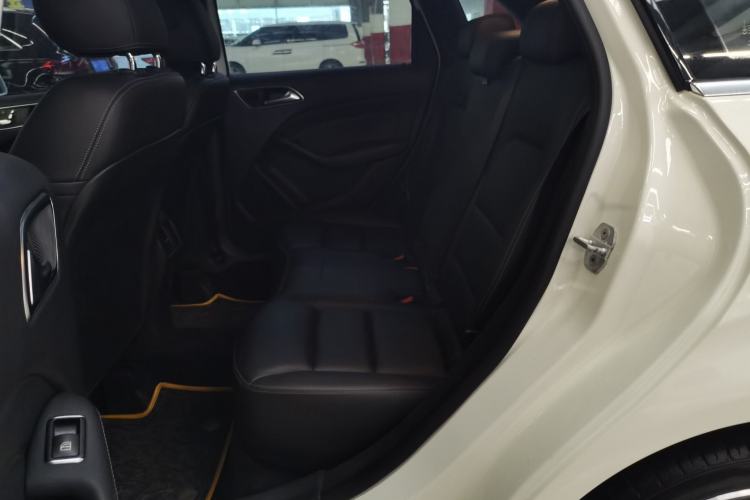 Used Mercedes-Benz B-Class 2017 B 200 Fashion Model
