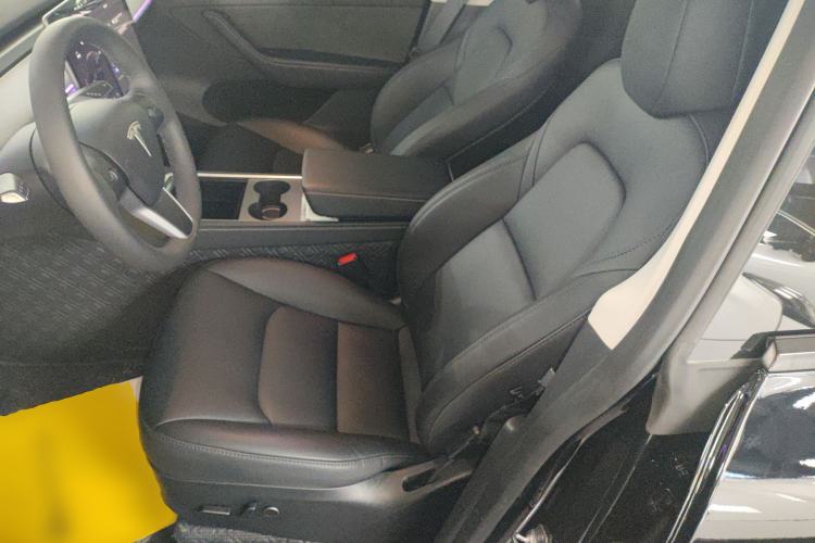 Used Tesla Model Y 2023 Rear-Wheel-Drive Version