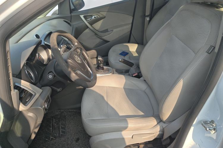 Used Buick GT 2014 XT 1.6L Manual Entry-Level Model