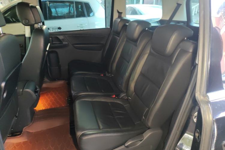 Used Volkswagen Sharan 2013 2.0 TSI Comfort Model
