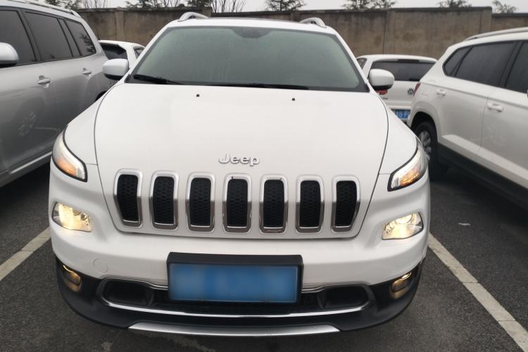 Used Jeep Cherokee 2017 2.4L Leading Smart Edition