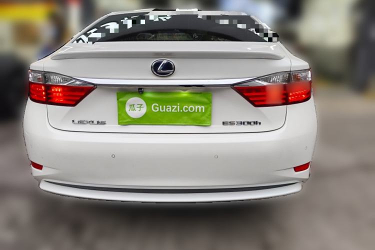 Used Lexus ES 2013 300h Elite Edition