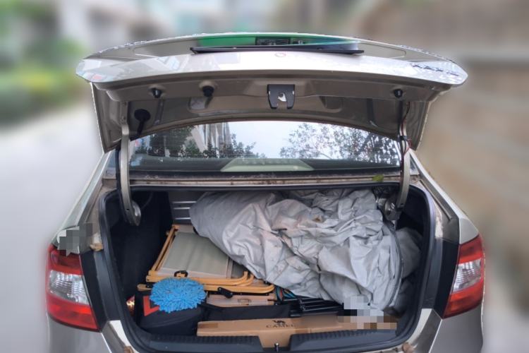 Used Skoda Rapid 2015 1.6L Automatic Smart Selection Model