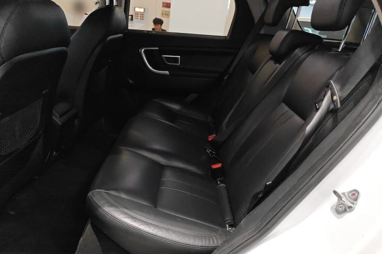 Used Land Rover Discovery Sport 2019 240 PS SE Version China VI Standard