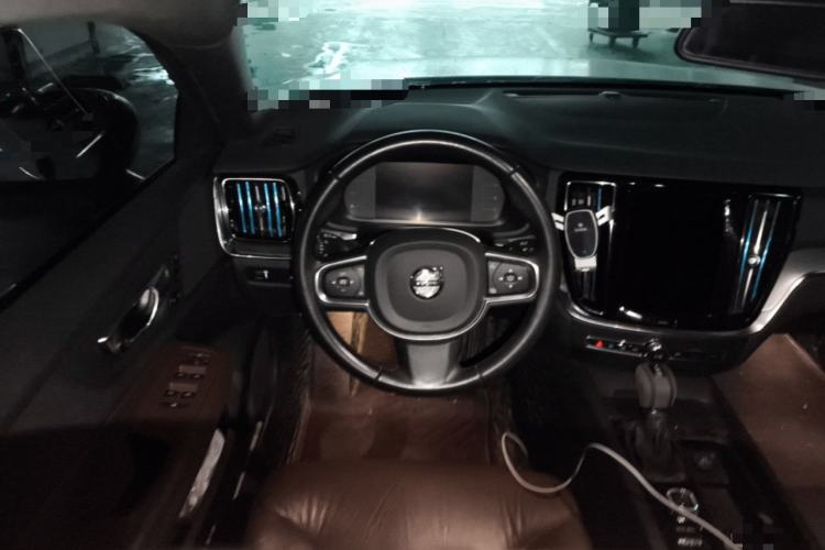 Used Volvo S60 2021 T4 Zhiyi Luxury Edition