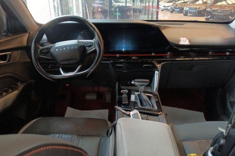 Used Baojun RC-6 2019 1.5T CVT 24-Hour Online Prestige Edition Center Console