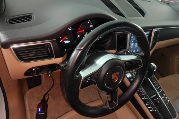 Used Porsche Macan 2017 Macan 2.0T