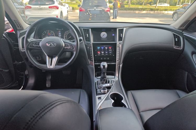 Used Infiniti Q50L 2018 2.0T Comfort Edition China VI Standard