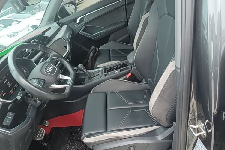 Used Audi Q3 2024 35 TFSI Fashion Dynamic Edition Left Front Seat