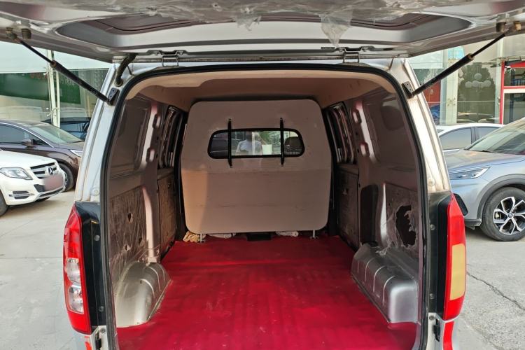 Used Wuling Hongguang V 2021 1.5L Jingqu Edition Enclosed-Window Vehicle LAR Trunk