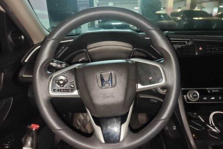 Used Honda Civic 2016 220TURBO CVT Luxury Edition
