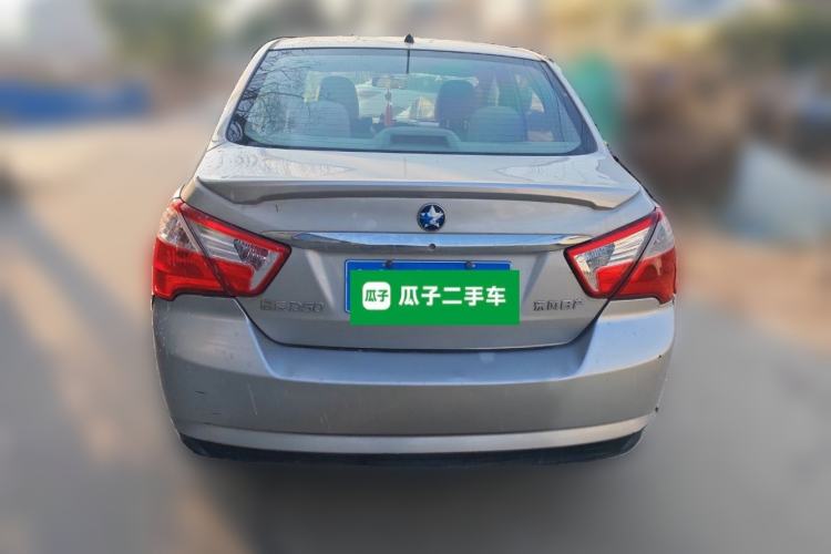 Used Venucia D50 2015 1.6L Manual Fashion Edition