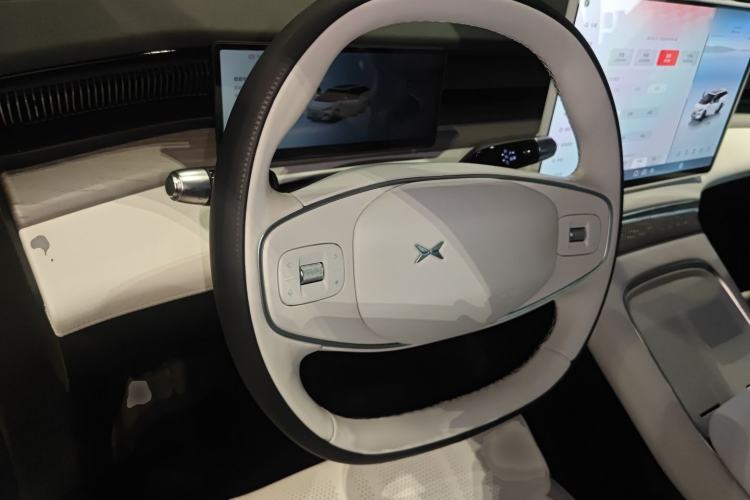 Used XPeng X9 2024 640 All-Wheel Drive High-Performance Max
