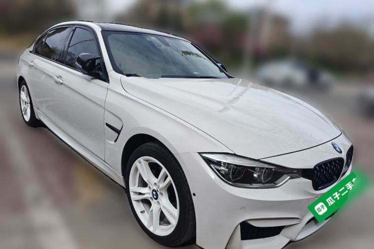 Used BMW 3 Series 2019 320Li M Sport Package Front Right 45 Deg