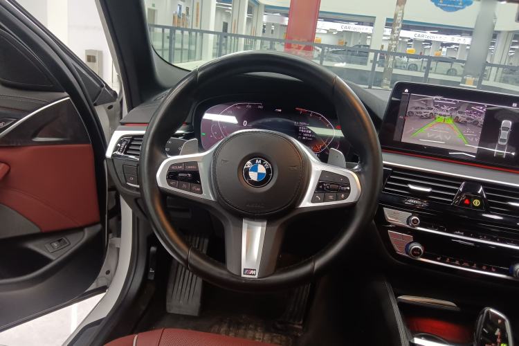 Used BMW 5 Series 2022 Restyled 530Li Leading Edition M Sport Package
