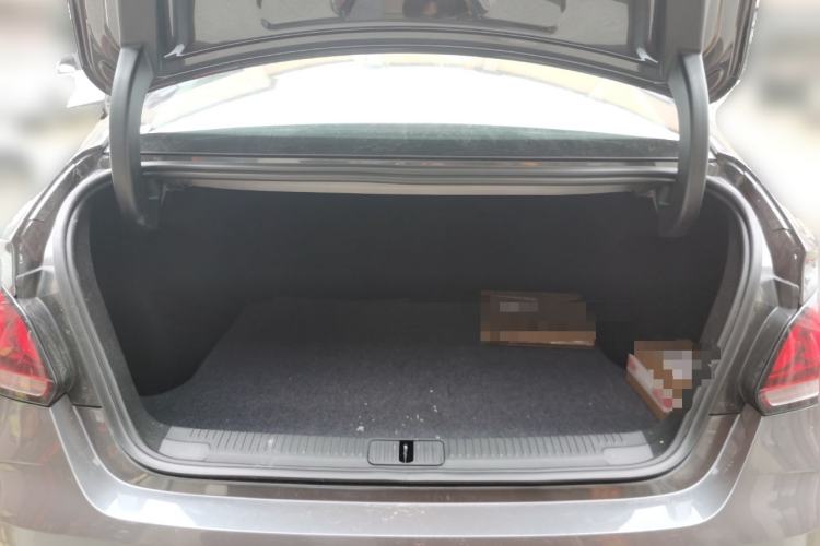 Used MG 5 2023 180 DVVT CVT Fashion Edition Trunk