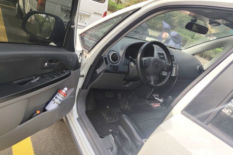 Used Suzuki SX4 2012 1.6L Automatic Ruiqi Model Driver Seat