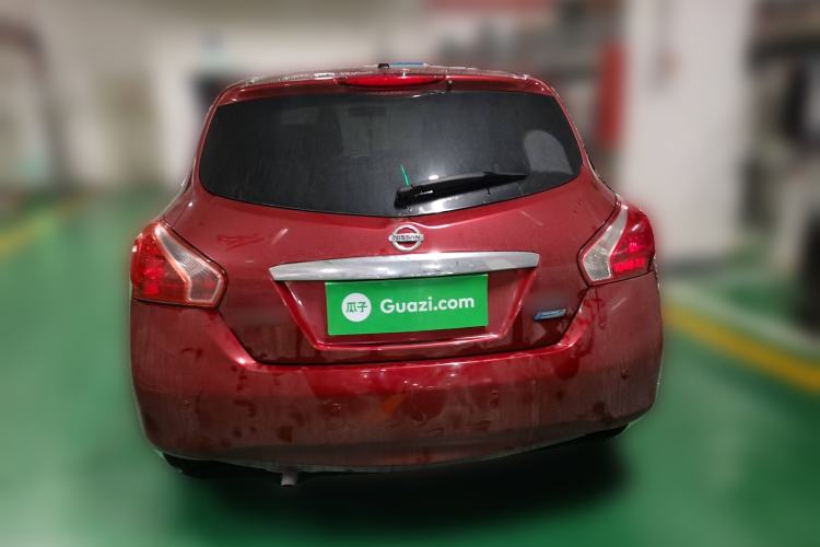 Used Nissan Tiida 2011 1.6L Manual Comfort Edition