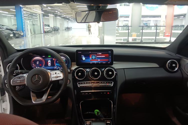 Used Mercedes-Benz C-Class 2021 C 260 Star Edition Center Console