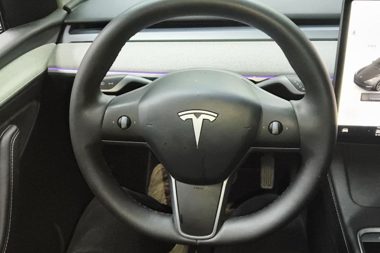 Used Tesla Model Y 2023 Rear-Wheel-Drive Version