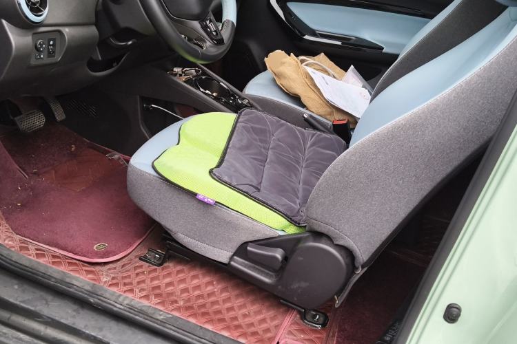 Used Chery QQ Little Ant 2022 Restyled Version Sweet Pink Edition Low-Sugar Version Lithium Iron Phosphate Battery 30.7 kWh 30 kW 301 km Left Rear Seat