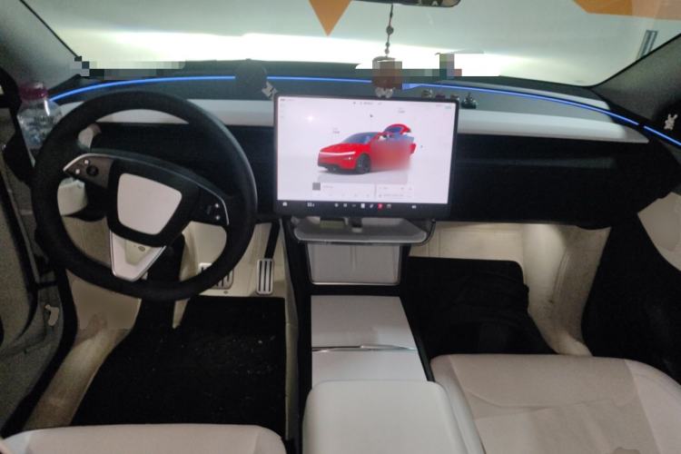 Used Tesla Model Y 2025 Rear-Wheel-Drive Version