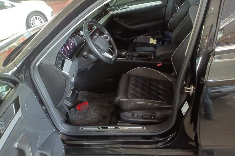 Used Volkswagen Magotan GTE Plug-in Hybrid 2022 GTE Luxury Model
