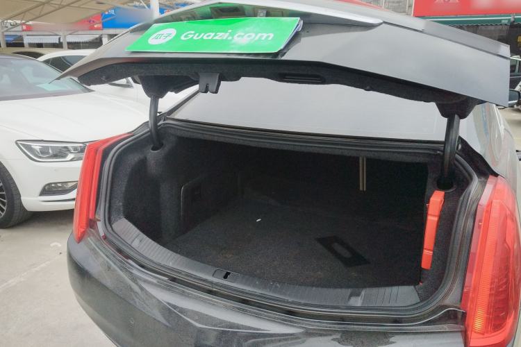 Used Cadillac XTS 2015 28T Comfort Model Trunk