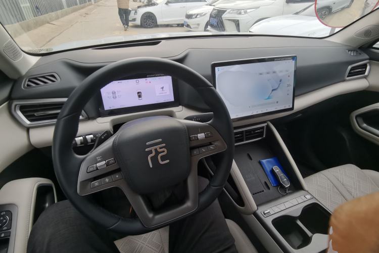 Used BYD Yuan UP 2025 Intelligent Driving Version 401 km Beyond-Range Edition
