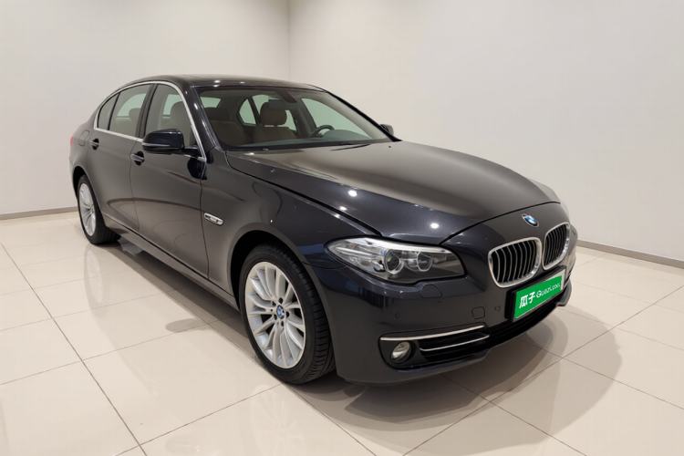 Used BMW 5 Series 2014 525Li Luxury Design Package Front Right 45 Deg