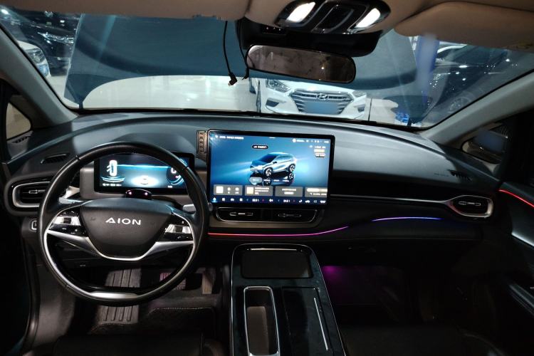 Used AION V 2023 Plus 80 Smart Enjoyment Seven-Seater Edition Ternary Lithium
