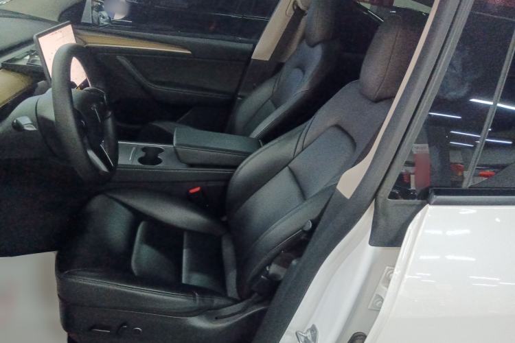 Used Tesla Model Y 2021 Standard Range Rear-Wheel Drive Version