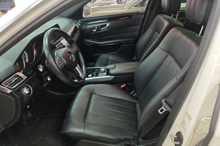 Used Mercedes-Benz E-Class 2015 E 260 L Sport & Fashion Model