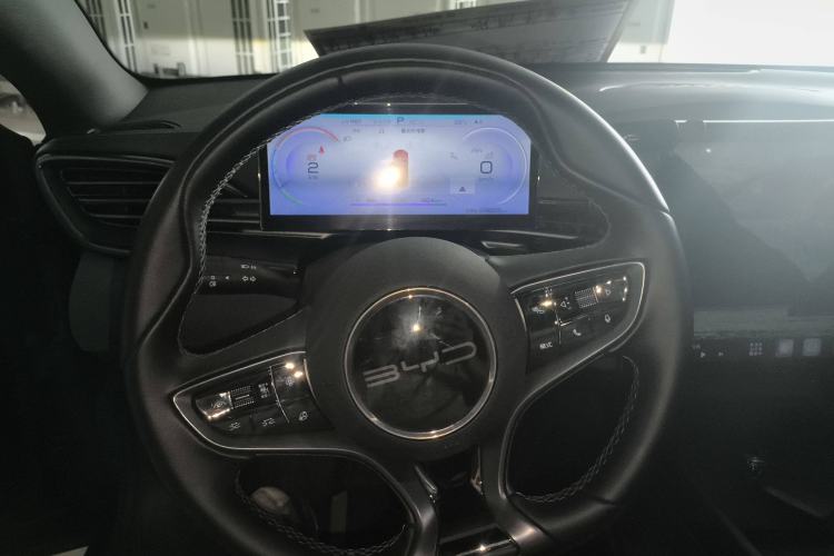 Used BYD Seal 2022 550 km Standard Range Rear-Wheel Drive Elite Version
